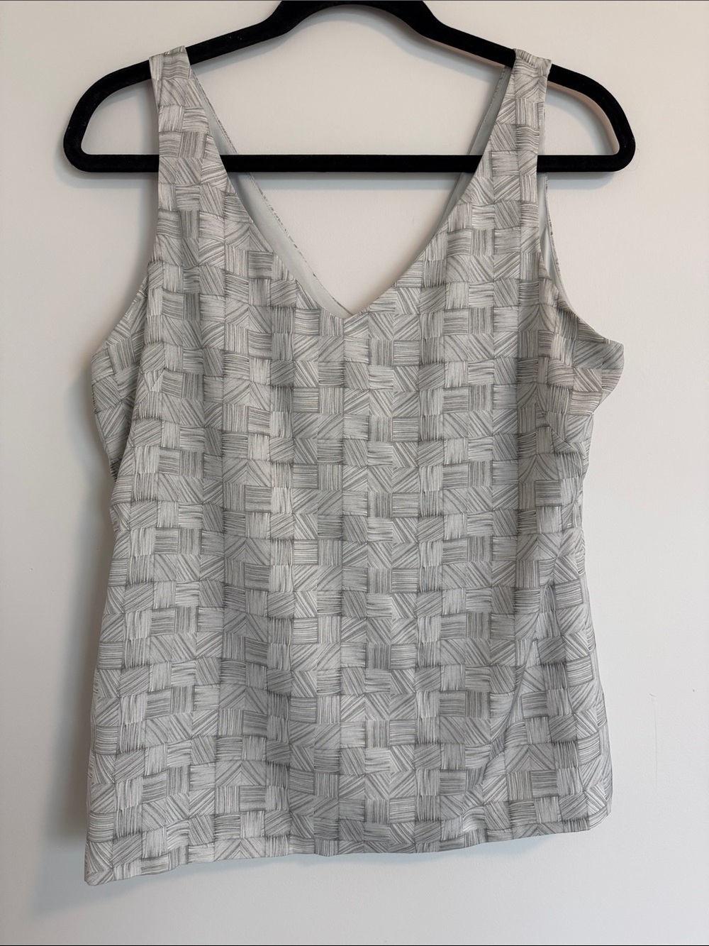 MM Lafleur Light Gray Patterned V-Neck Camisole
